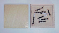 Box with 1 set - Black and White Beads